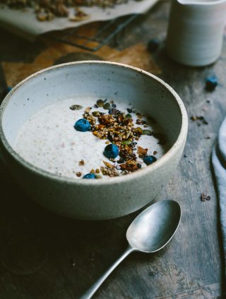 Start the day in the best way with Chocolate Bar No-Cook Steel Cut Oats - creamy peanut butter oats with cacao nibs and seeds or homemade buckwheat granola.