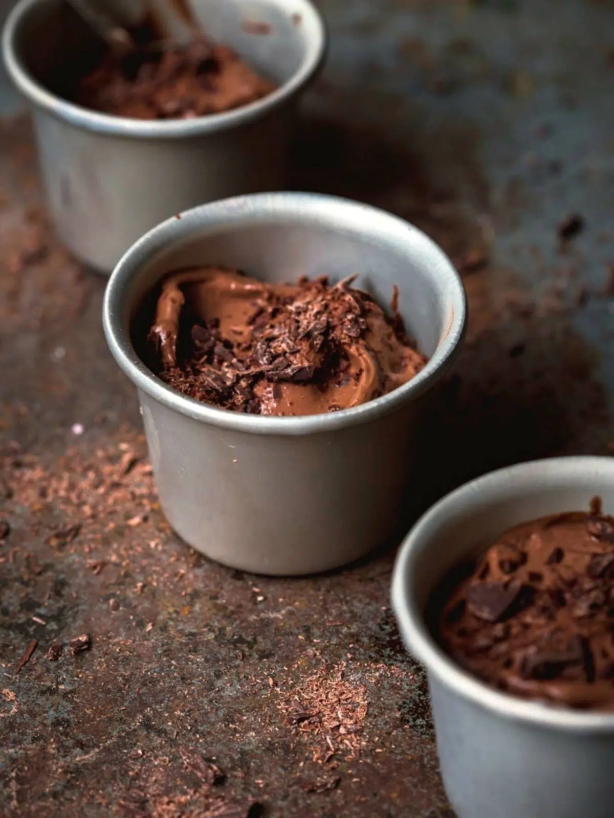 Chocolate mousse in pots. 